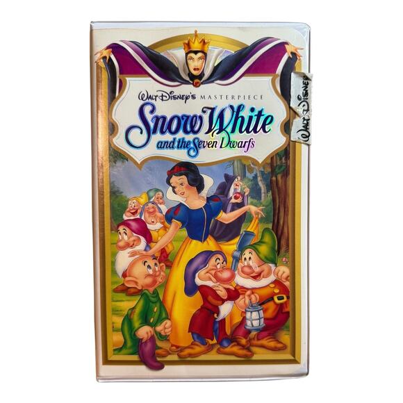 Walt Disney's Masterpiece Snow White And The Seven Dwarves Original Packaging - Picture 1 of 6